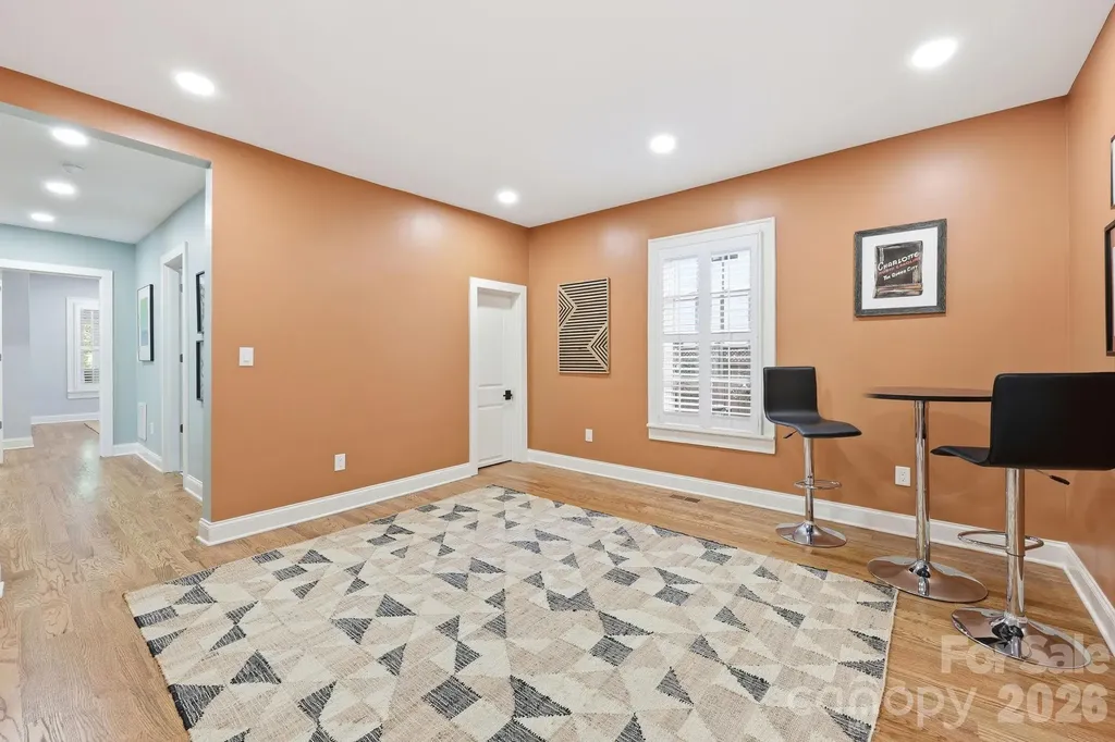 327 Campus Street Charlotte NC 28216
