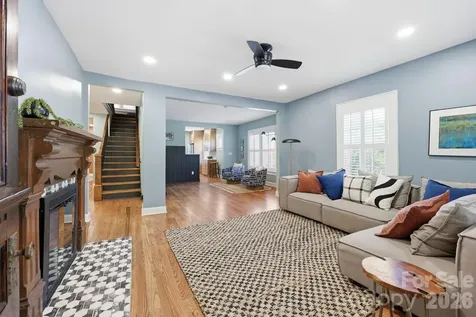 327 Campus Street Charlotte NC 28216