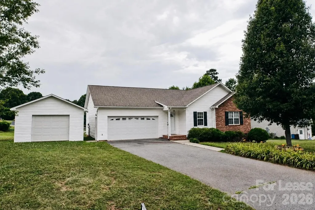 5139 Silver Tree Trail Conover NC 28613