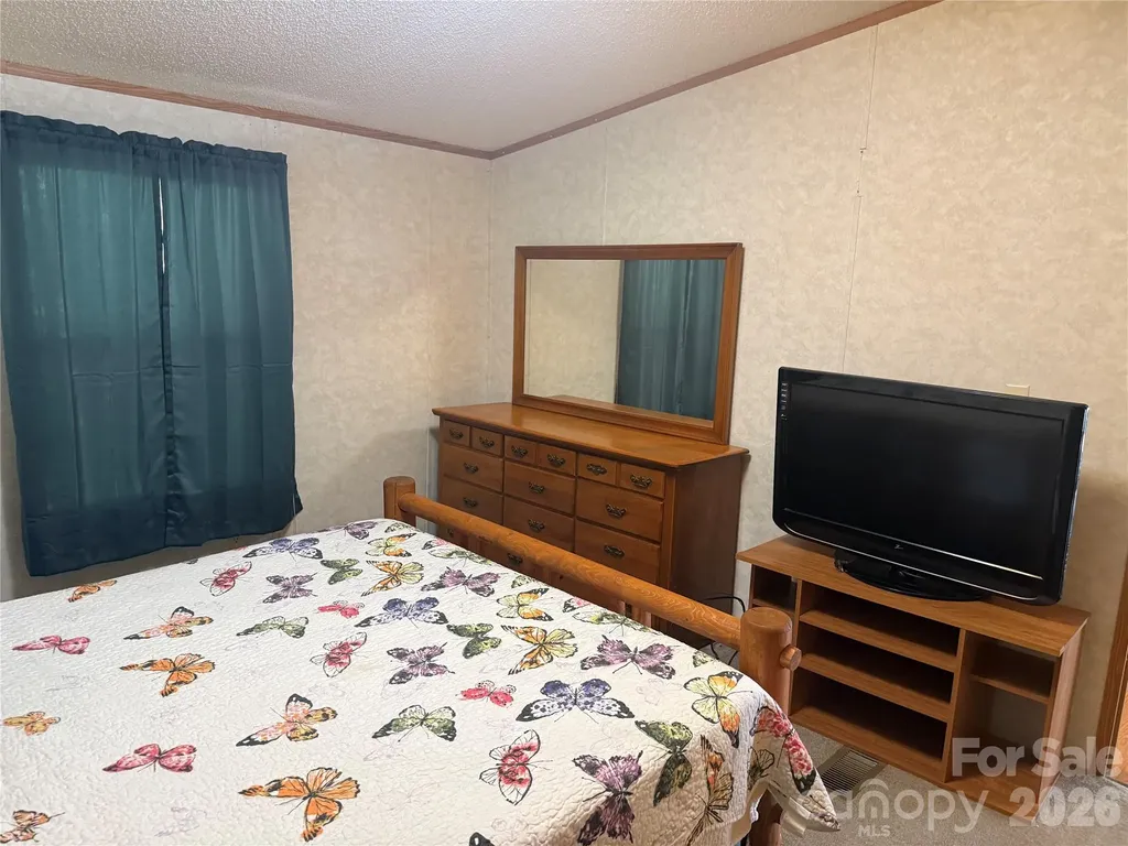 39 Lisa Court Otto NC 28763
