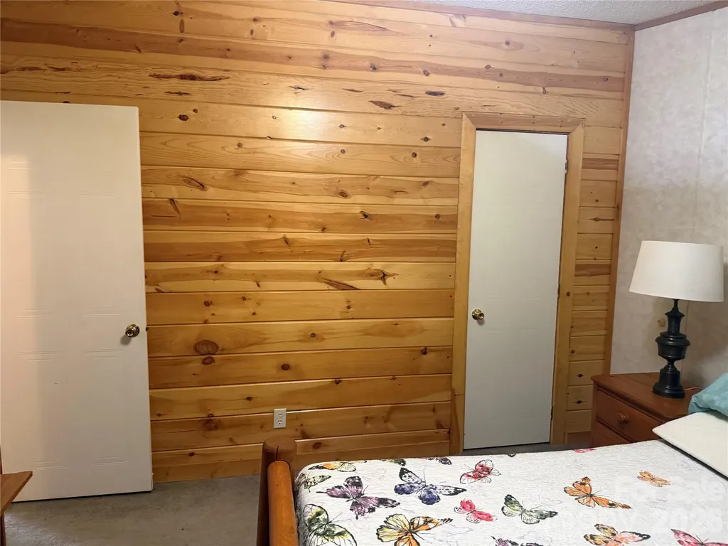 39 Lisa Court Otto NC 28763