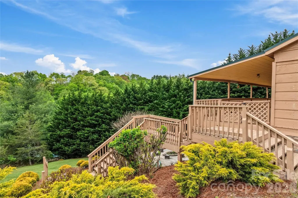 489 Buttons Lane Sparta NC 28675