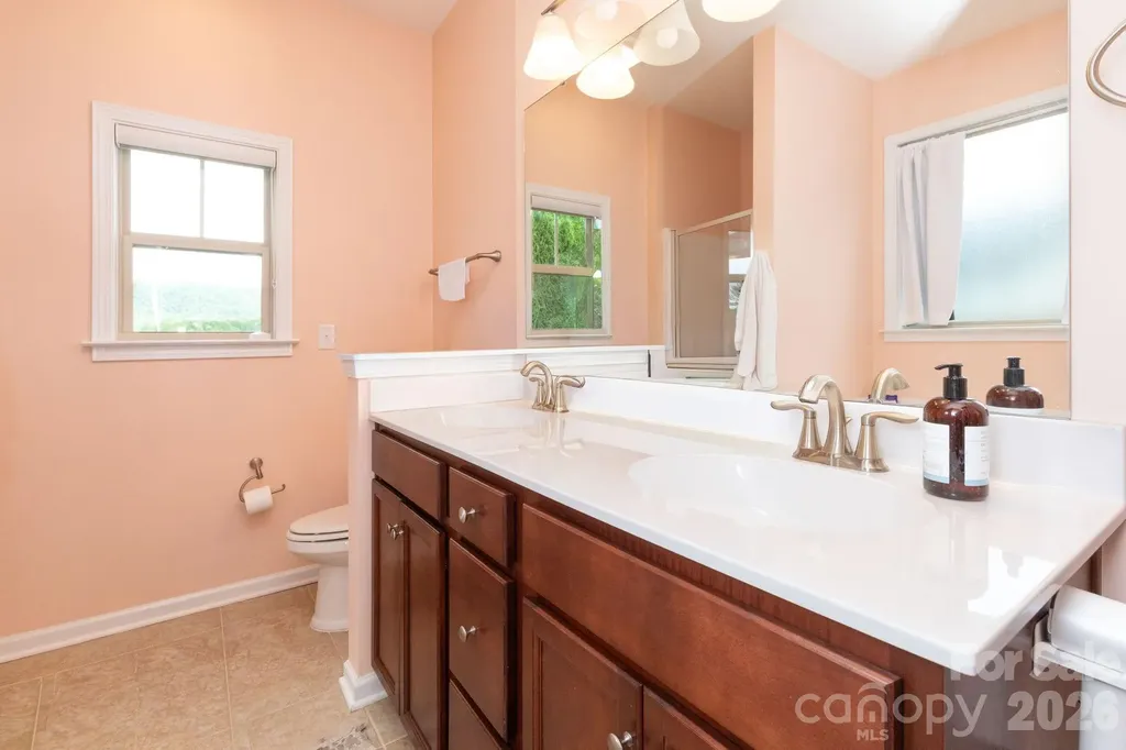 407 Bell Lily Drive Weaverville NC 28787