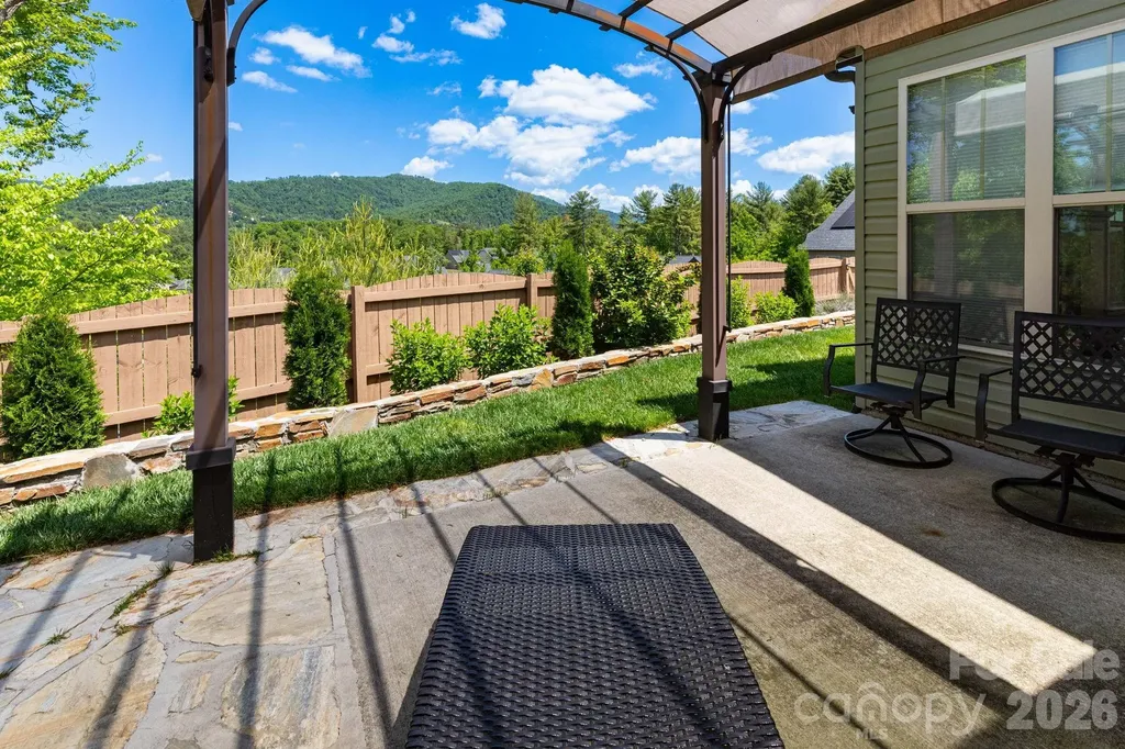 407 Bell Lily Drive Weaverville NC 28787