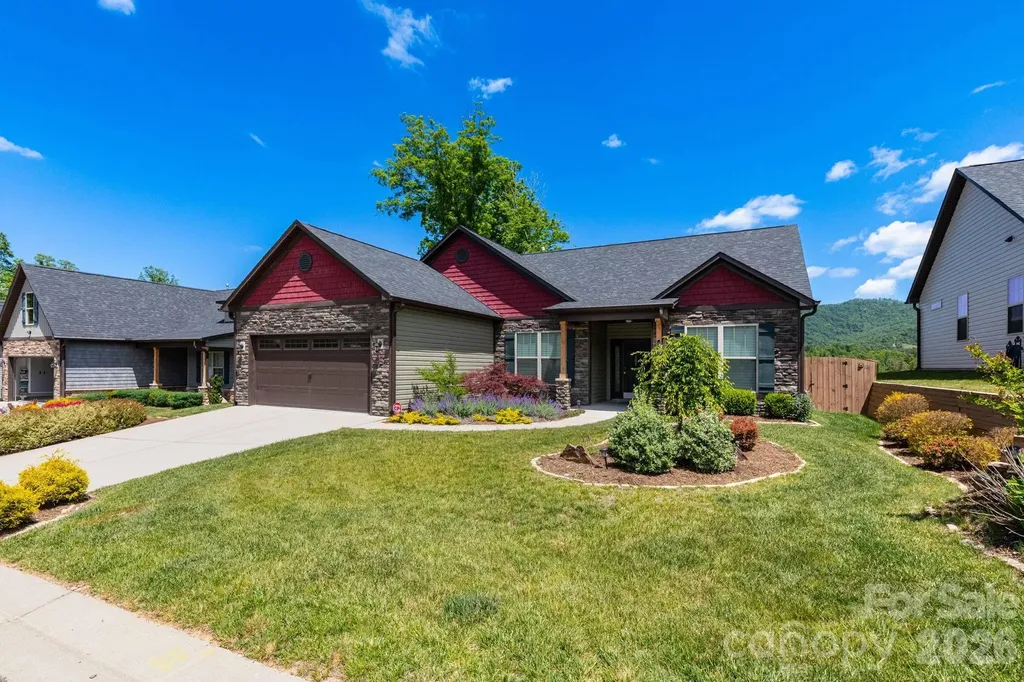 407 Bell Lily Drive Weaverville NC 28787