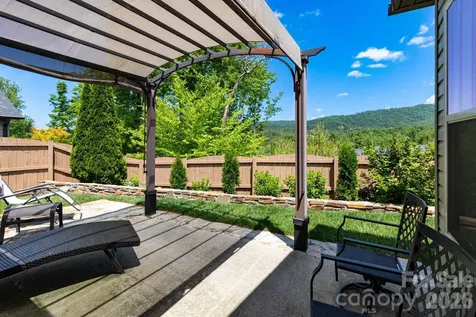 407 Bell Lily Drive Weaverville NC 28787