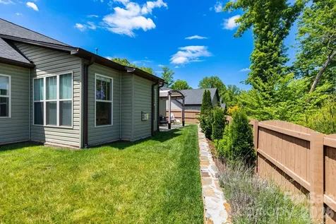 407 Bell Lily Drive Weaverville NC 28787