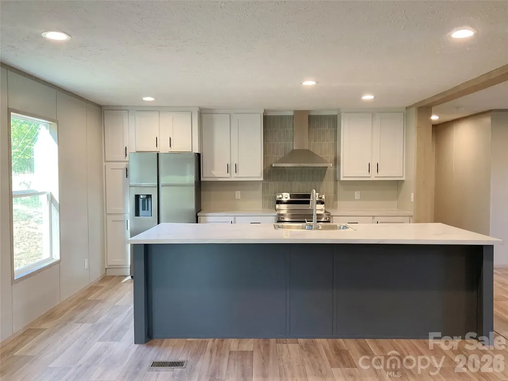 2226 Harris Henrietta Road Mooresboro NC 28114