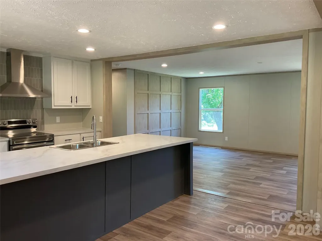 2226 Harris Henrietta Road Mooresboro NC 28114