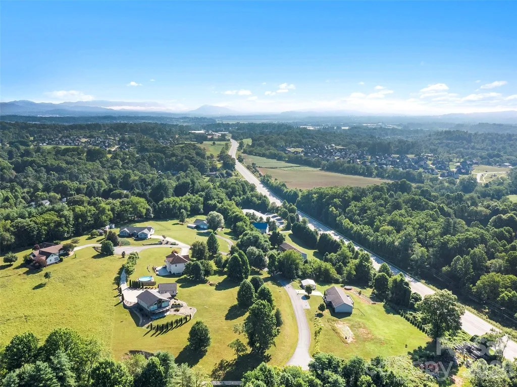 141 Round Top Circle Mills River NC 28759