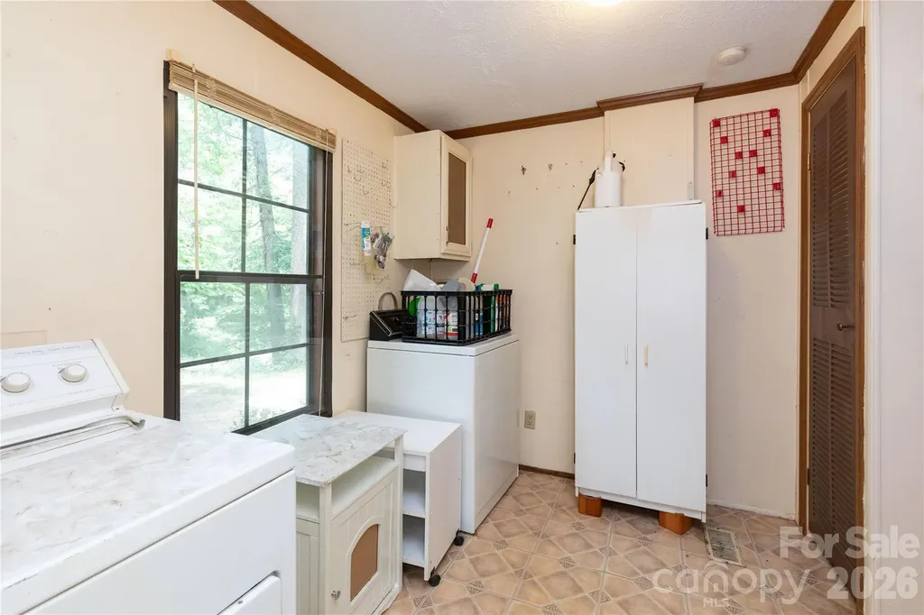1010 Sharon Ridge Road Fairview NC 28730