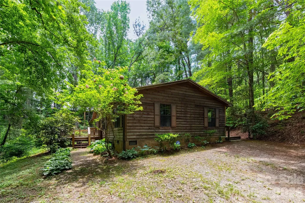 1010 Sharon Ridge Road Fairview NC 28730