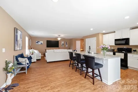 215 Belcaro Drive Kings Mountain NC 28086