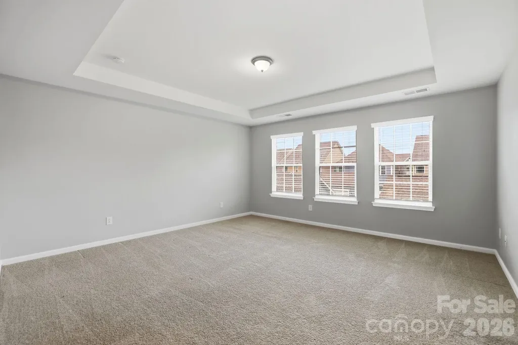 8123 Cornhill Avenue Charlotte NC 28277