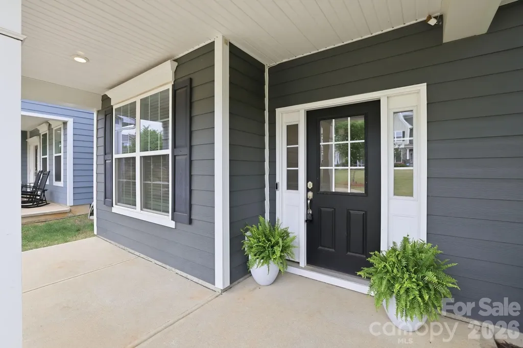 8123 Cornhill Avenue Charlotte NC 28277