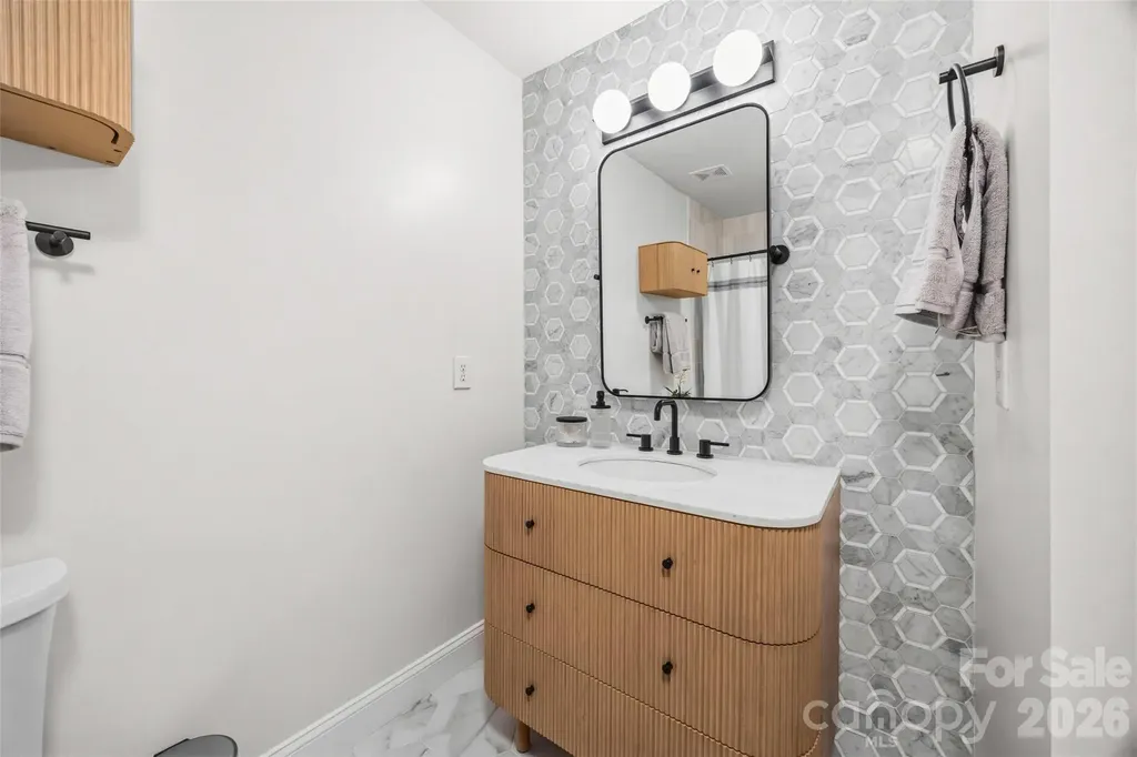 2019 Windrow Wood Court Matthews NC 28105