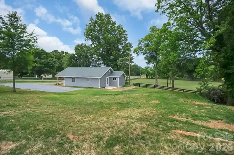 2702 W Stage Coach Trail Shelby NC 28150