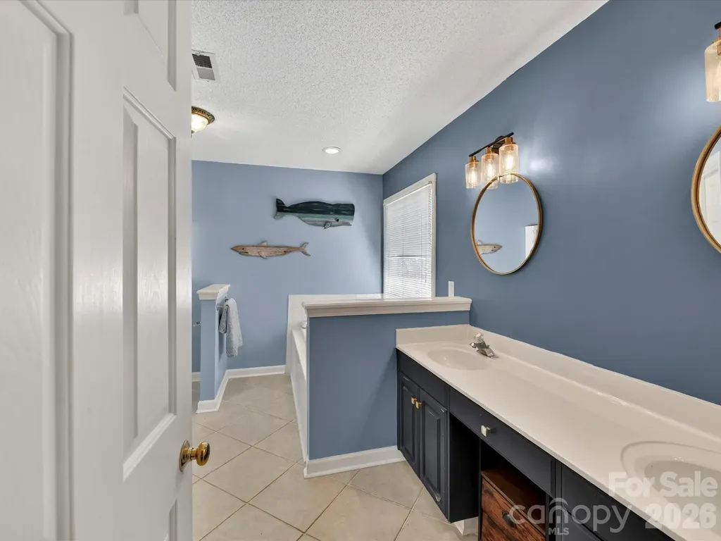 4303 Stonefield Drive Charlotte NC 28269