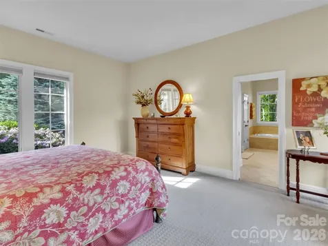 149 Cardinal Lane Waynesville NC 28786