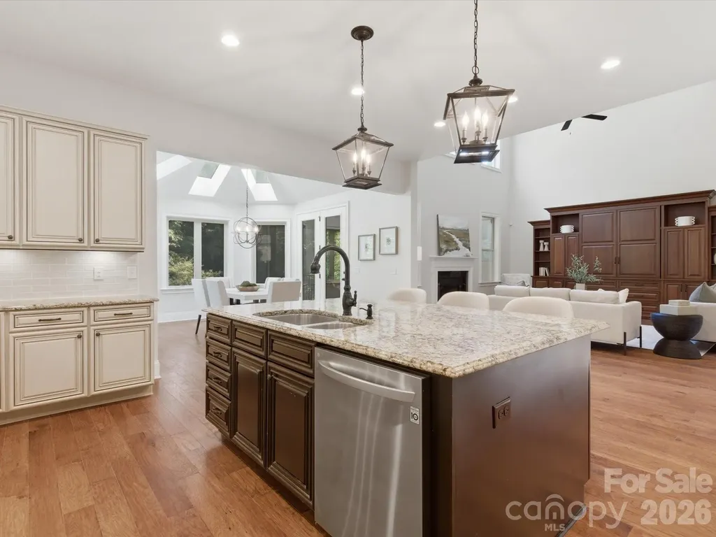 1126 Bromley Drive Matthews NC 28104
