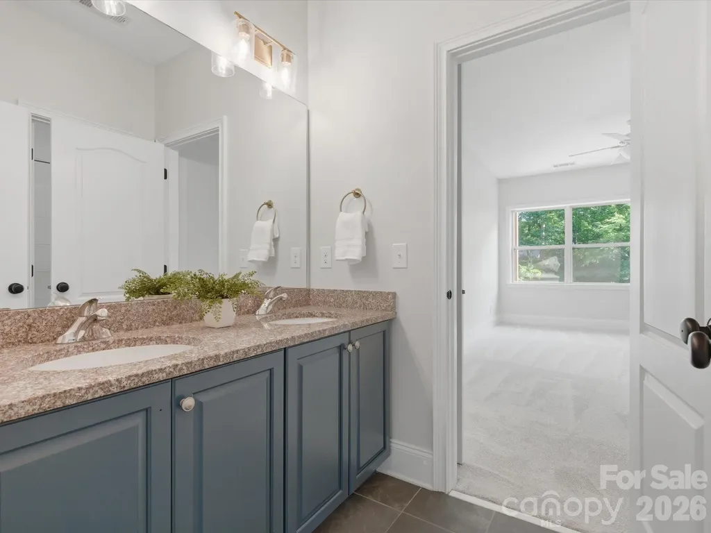 1126 Bromley Drive Matthews NC 28104