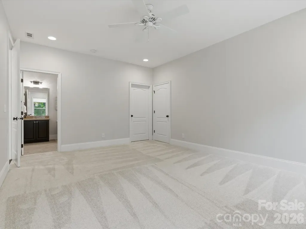 1126 Bromley Drive Matthews NC 28104
