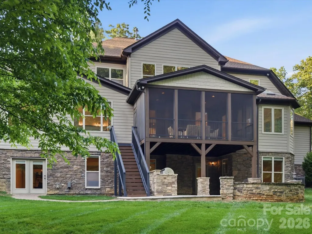1126 Bromley Drive Matthews NC 28104