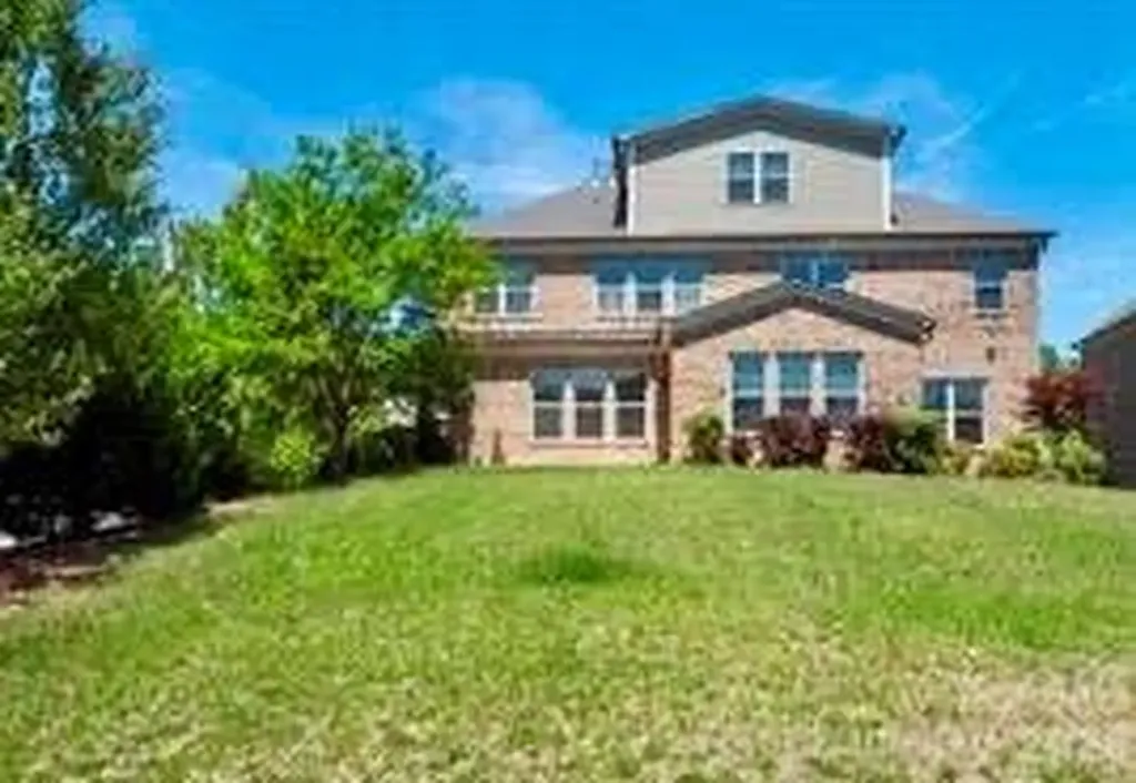 1719 Emory Oak Drive Charlotte NC 28270