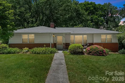 107 Appledore Avenue Hendersonville NC 28739