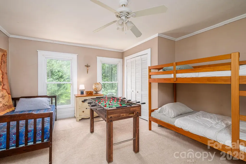 306 W Old Post Road Cherryville NC 28021