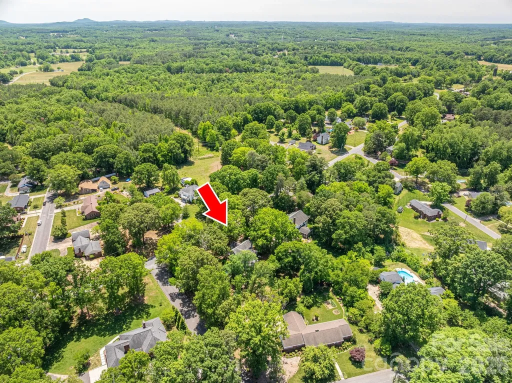 306 W Old Post Road Cherryville NC 28021