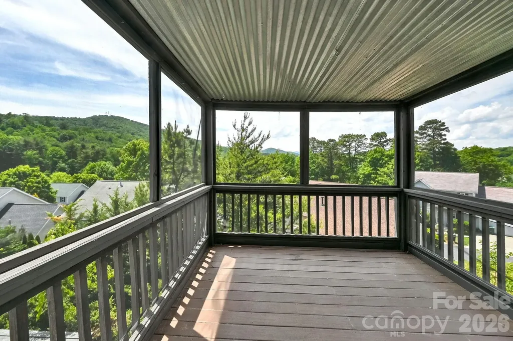 85 Rotunda Circle Asheville NC 28806