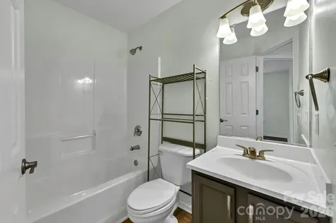 85 Rotunda Circle Asheville NC 28806
