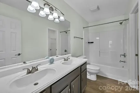 85 Rotunda Circle Asheville NC 28806