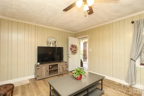 1324 Mason Street Lancaster SC 29720