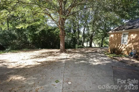 1324 Mason Street Lancaster SC 29720