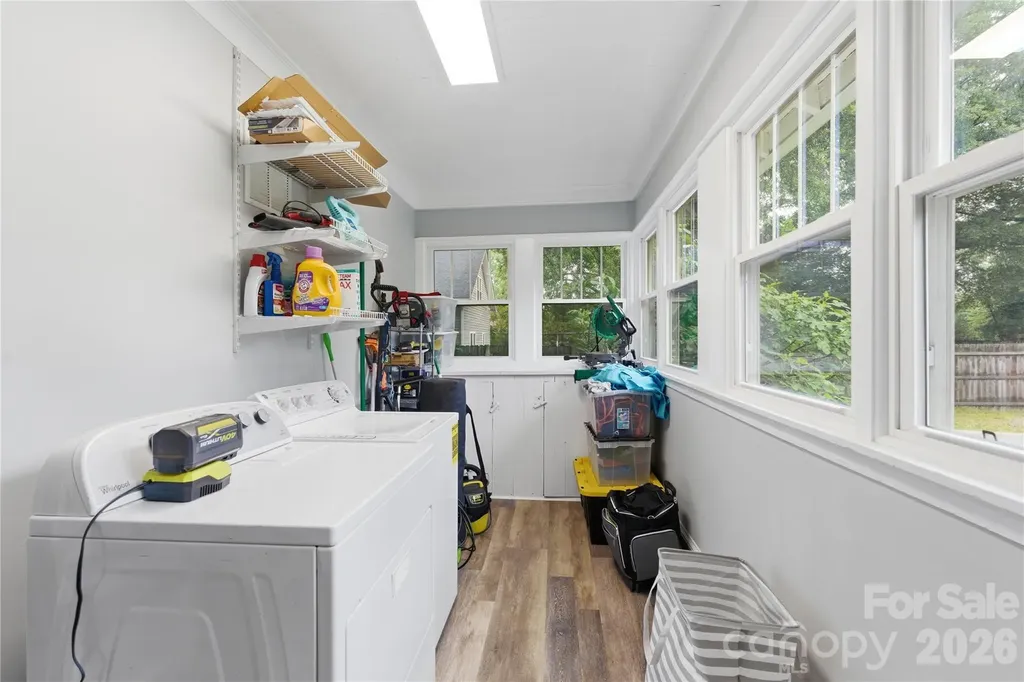 1818 Cannon Avenue Charlotte NC 28269
