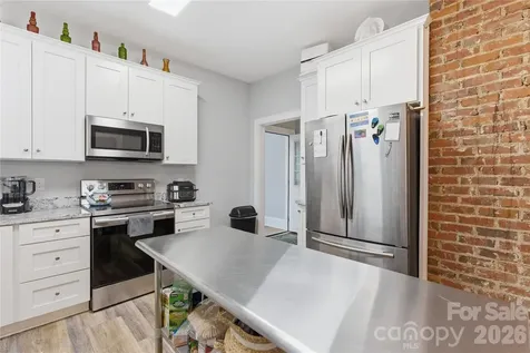 1818 Cannon Avenue Charlotte NC 28269