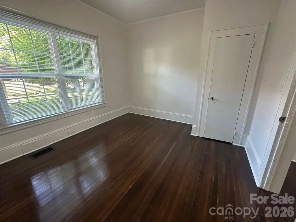 4028 Leo Street Winston Salem NC 27105