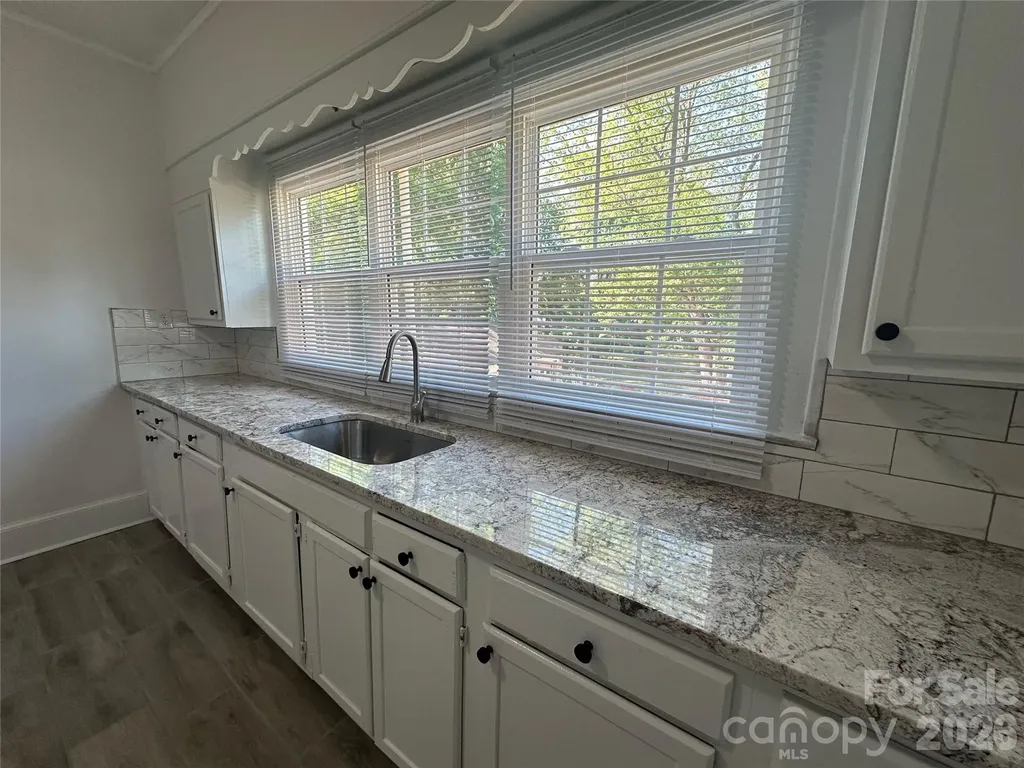 4028 Leo Street Winston Salem NC 27105