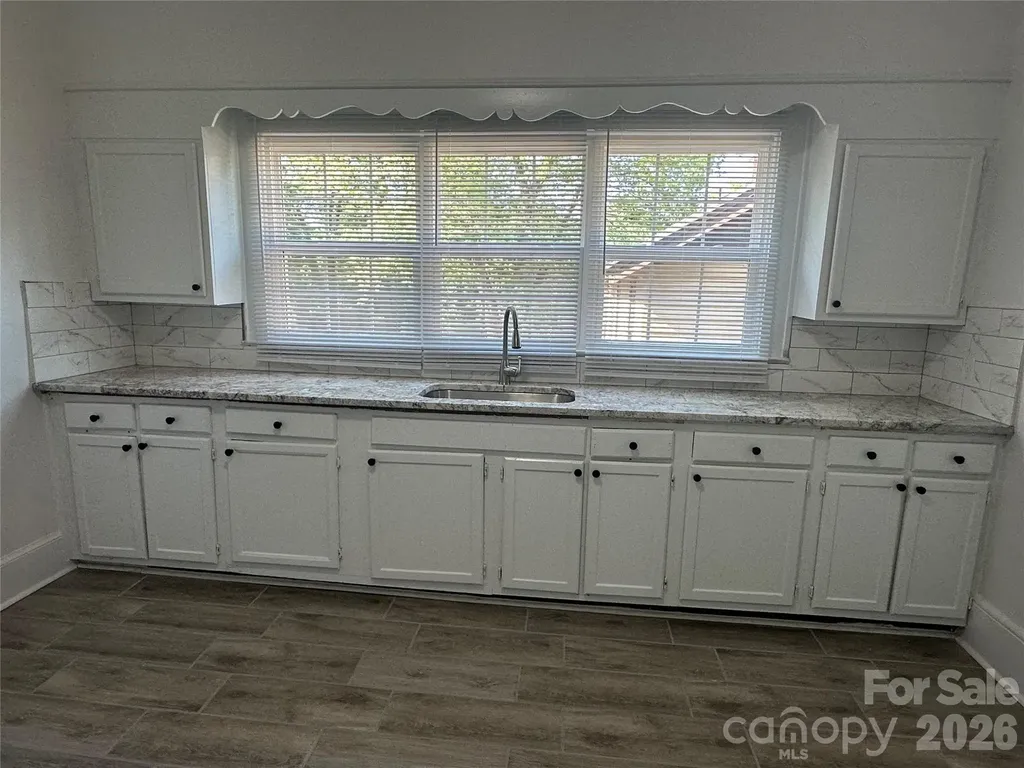 4028 Leo Street Winston Salem NC 27105
