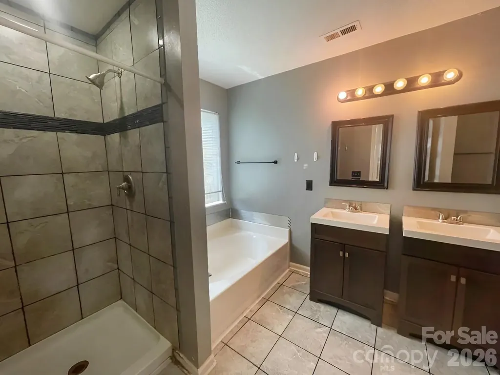 8418 Red Cypress Court Charlotte NC 28216