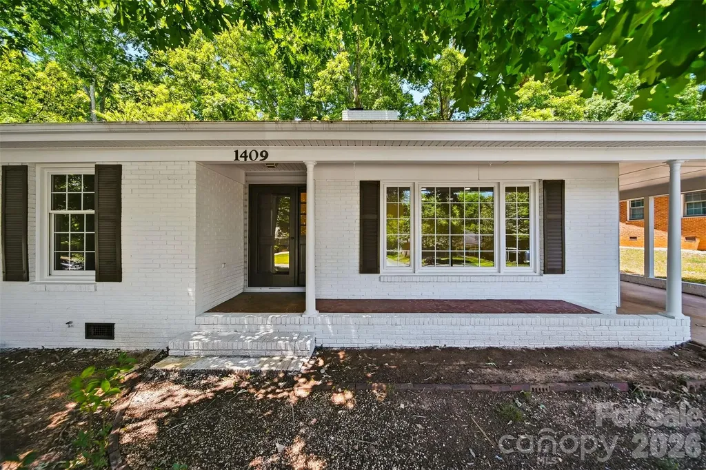 1409 Woodberry Road Charlotte NC 28212