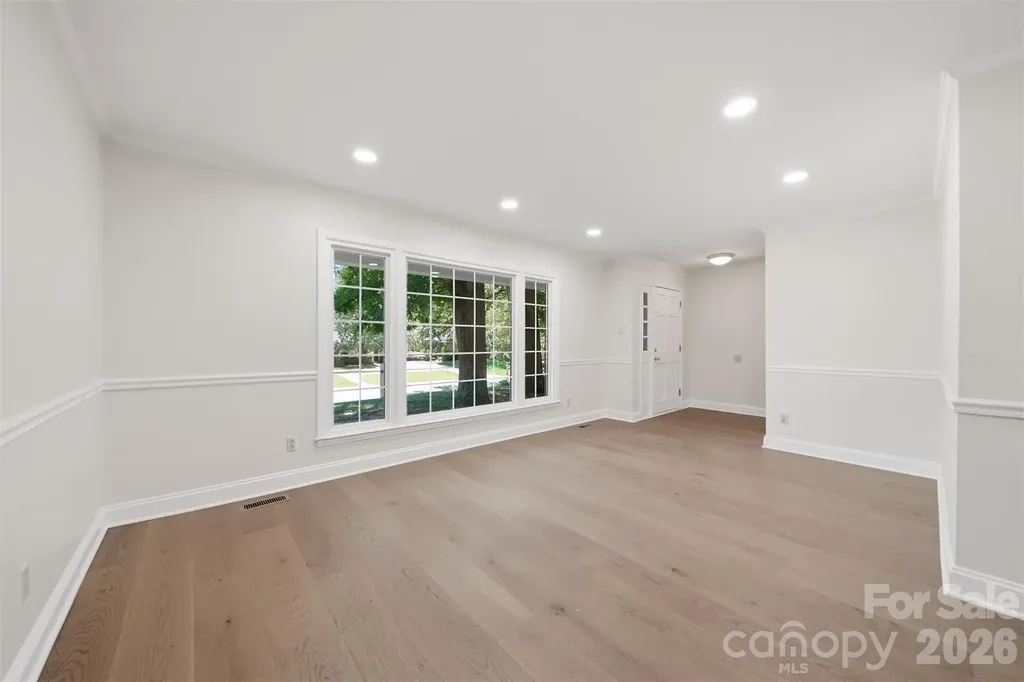 1409 Woodberry Road Charlotte NC 28212