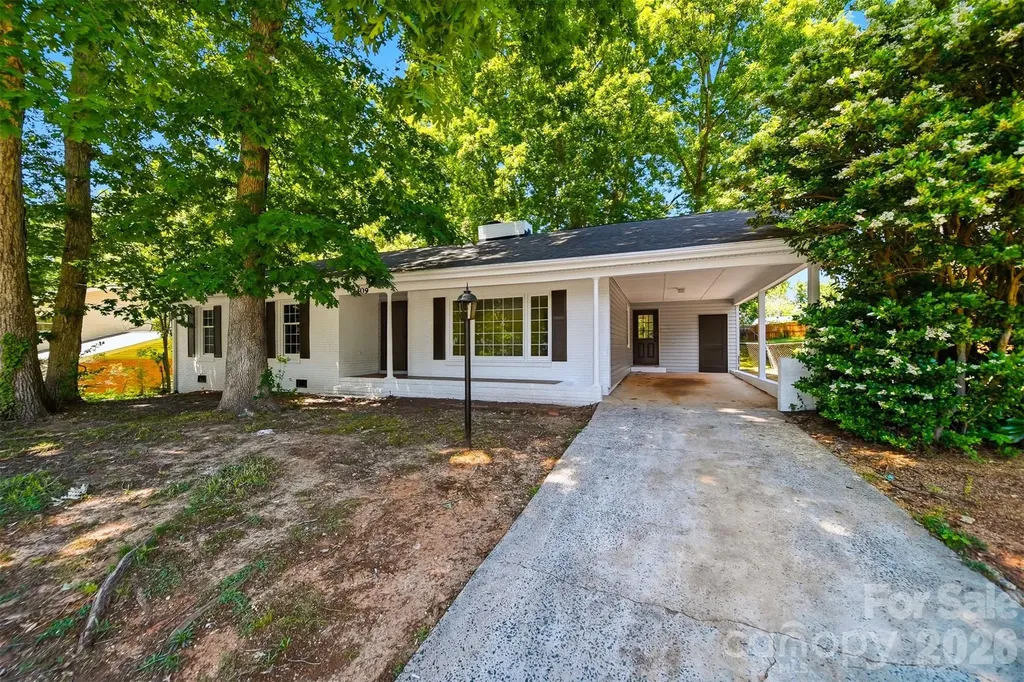 1409 Woodberry Road Charlotte NC 28212