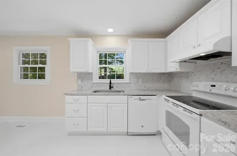 1409 Woodberry Road Charlotte NC 28212