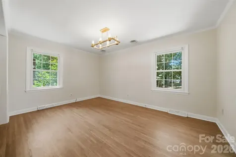 1409 Woodberry Road Charlotte NC 28212