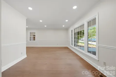 1409 Woodberry Road Charlotte NC 28212