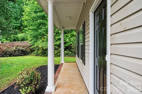6116 Firethorne Lane Concord NC 28025