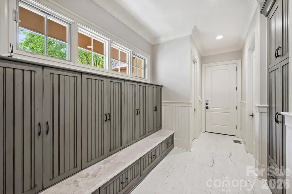 4901 Carmel Park Drive Charlotte NC 28226